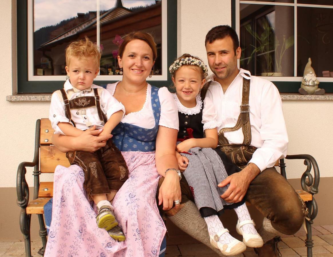 Ferienschloessl Harmonie Hotel Holzgau Exterior photo